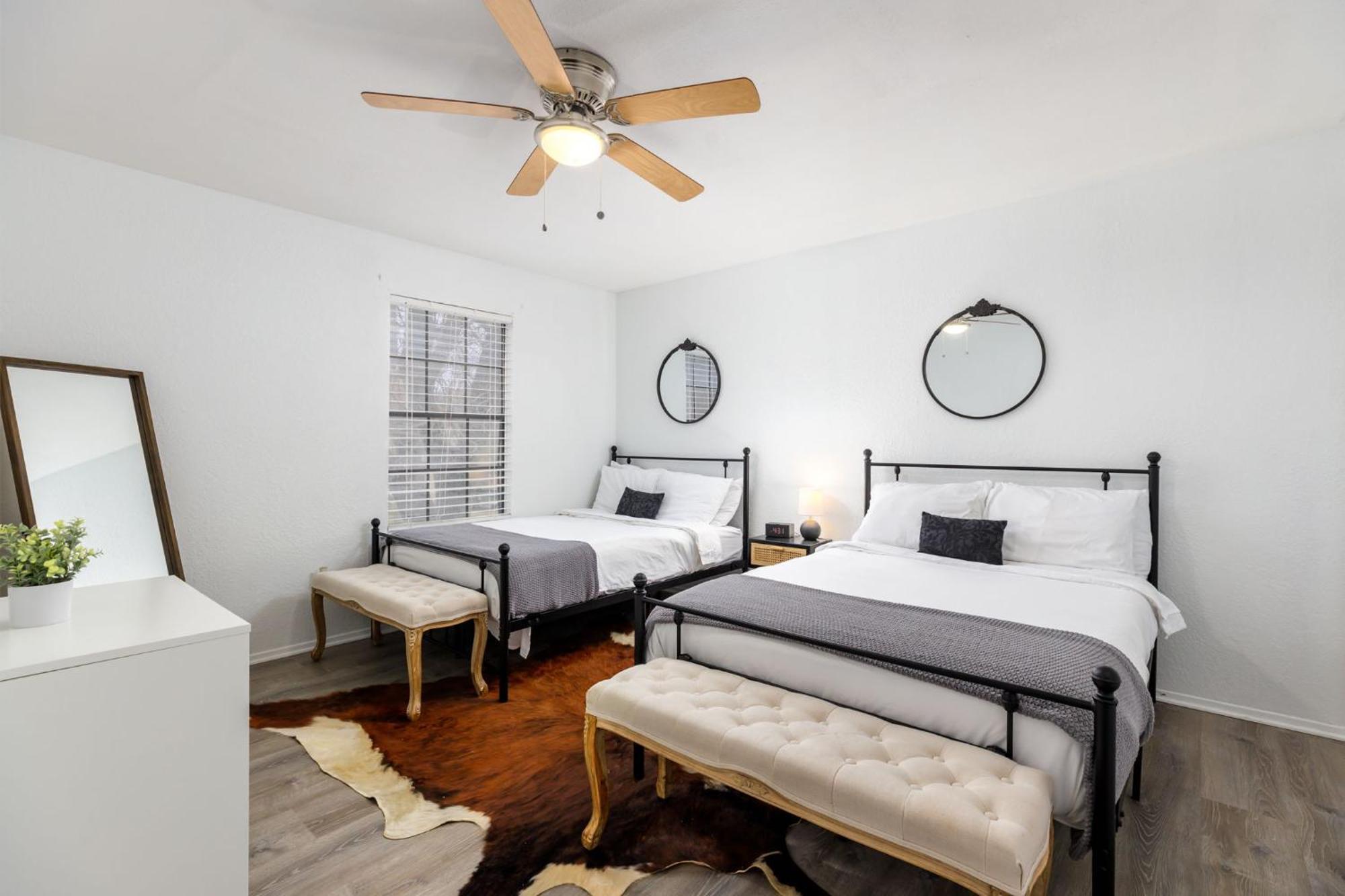 Timeless-Texas-Inn - Heated Pool Oasis & Lux Vibe Round Rock Exteriör bild