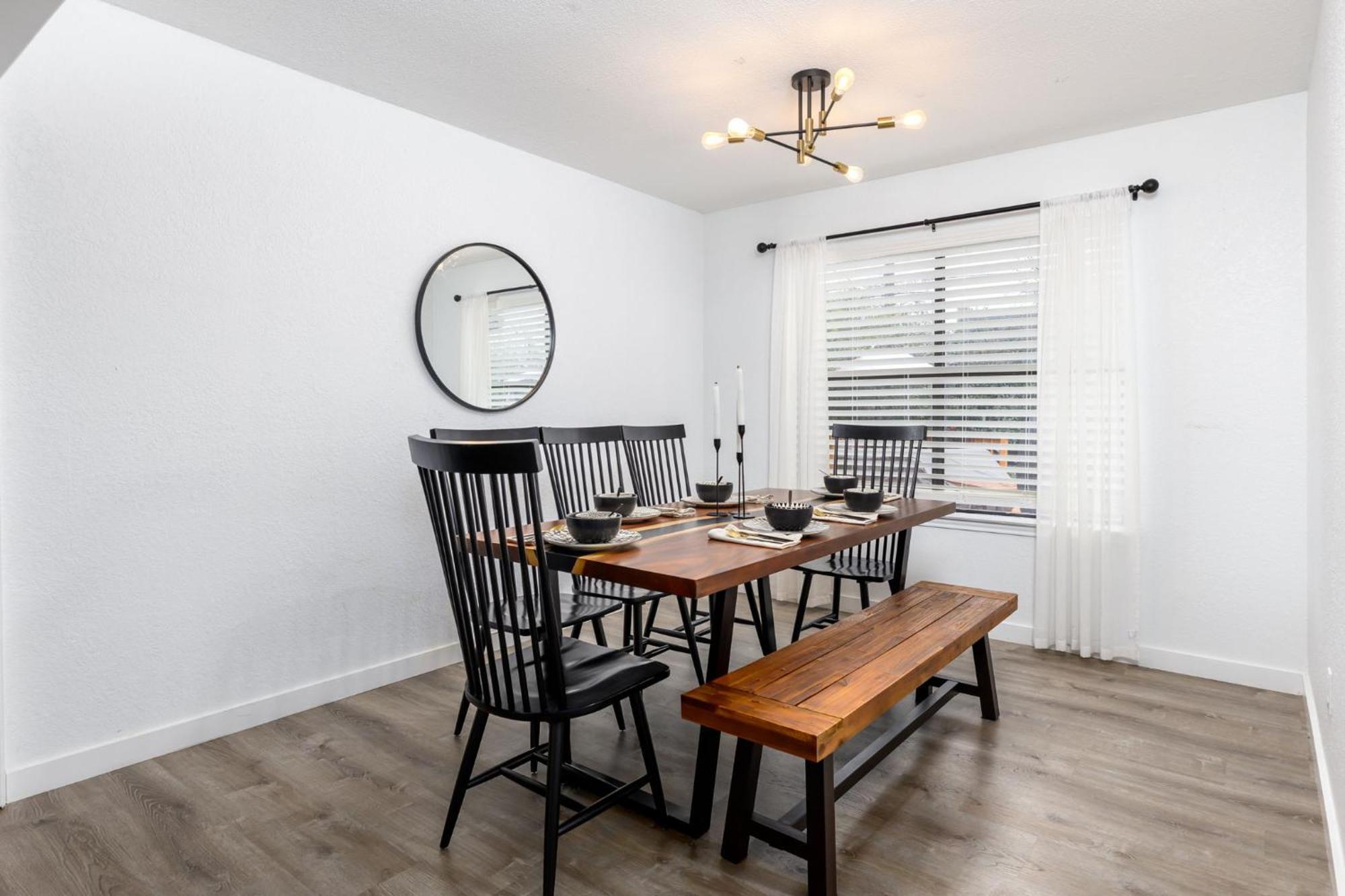 Timeless-Texas-Inn - Heated Pool Oasis & Lux Vibe Round Rock Exteriör bild