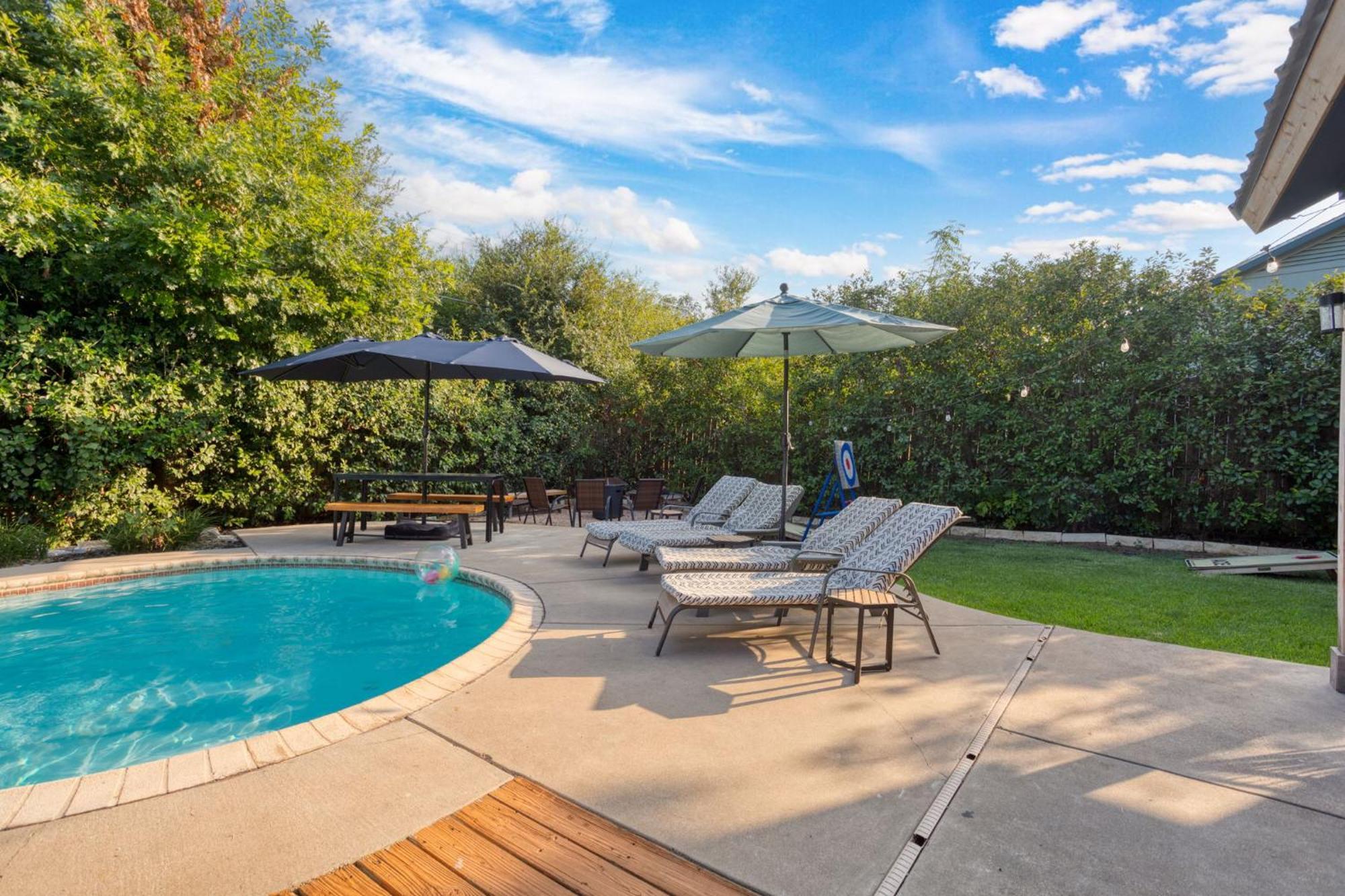 Timeless-Texas-Inn - Heated Pool Oasis & Lux Vibe Round Rock Exteriör bild